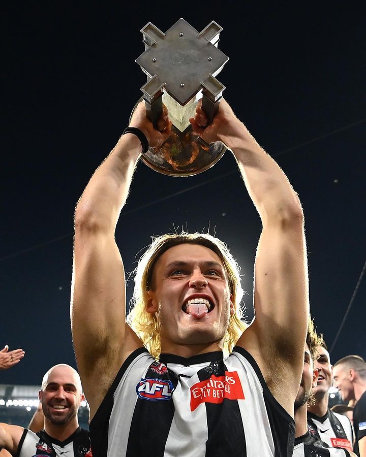 Image post by @collingwoodfc on Facebook