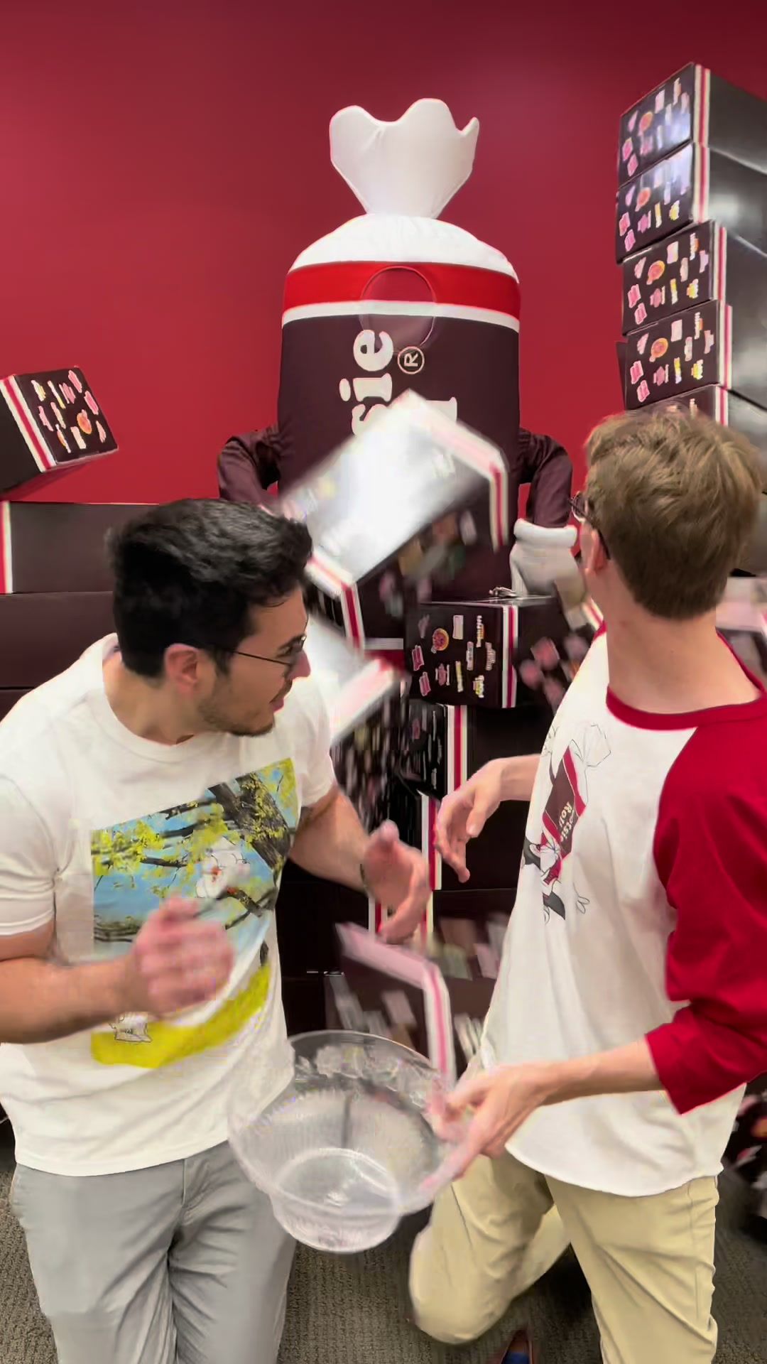 Video post by @tootsieroll on TikTok