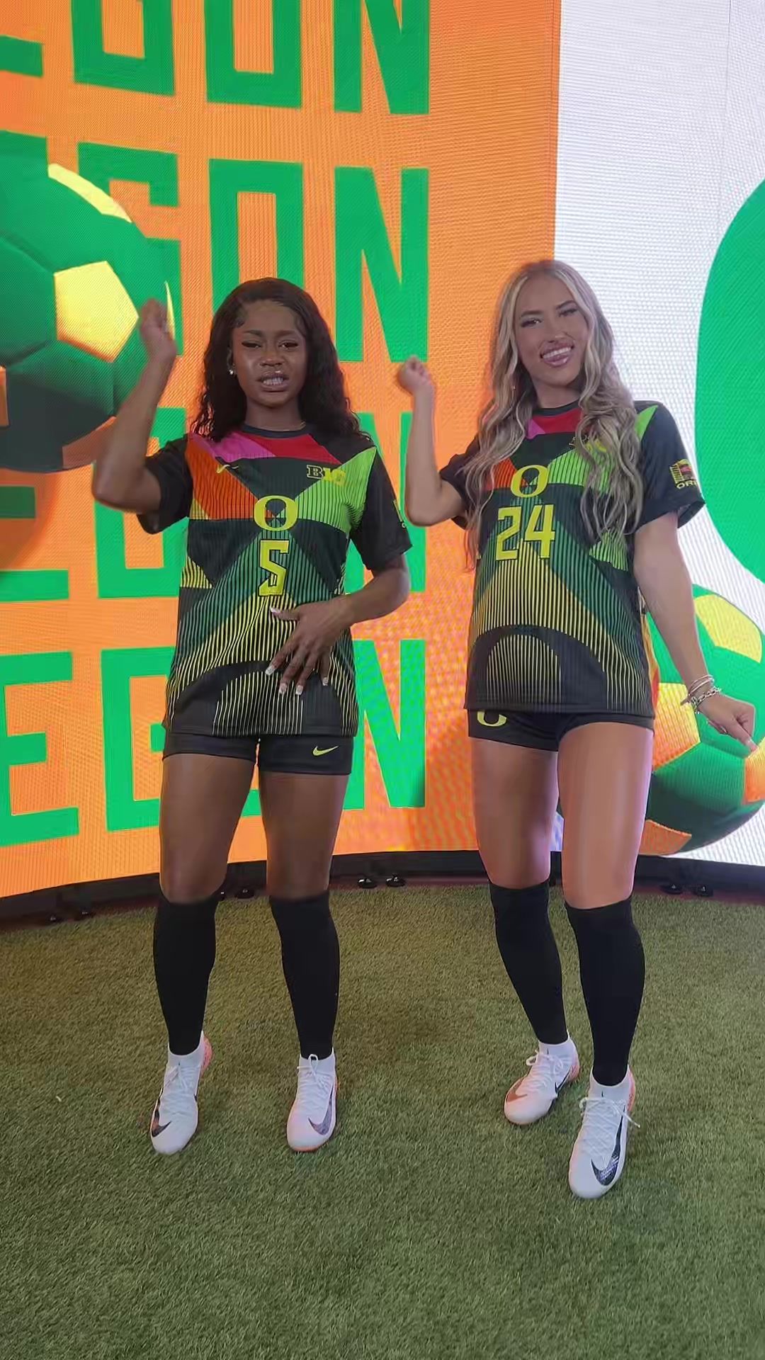 Video post by @kate4thegold on TikTok