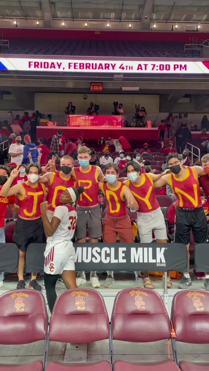 Video post by @uscwbb on TikTok