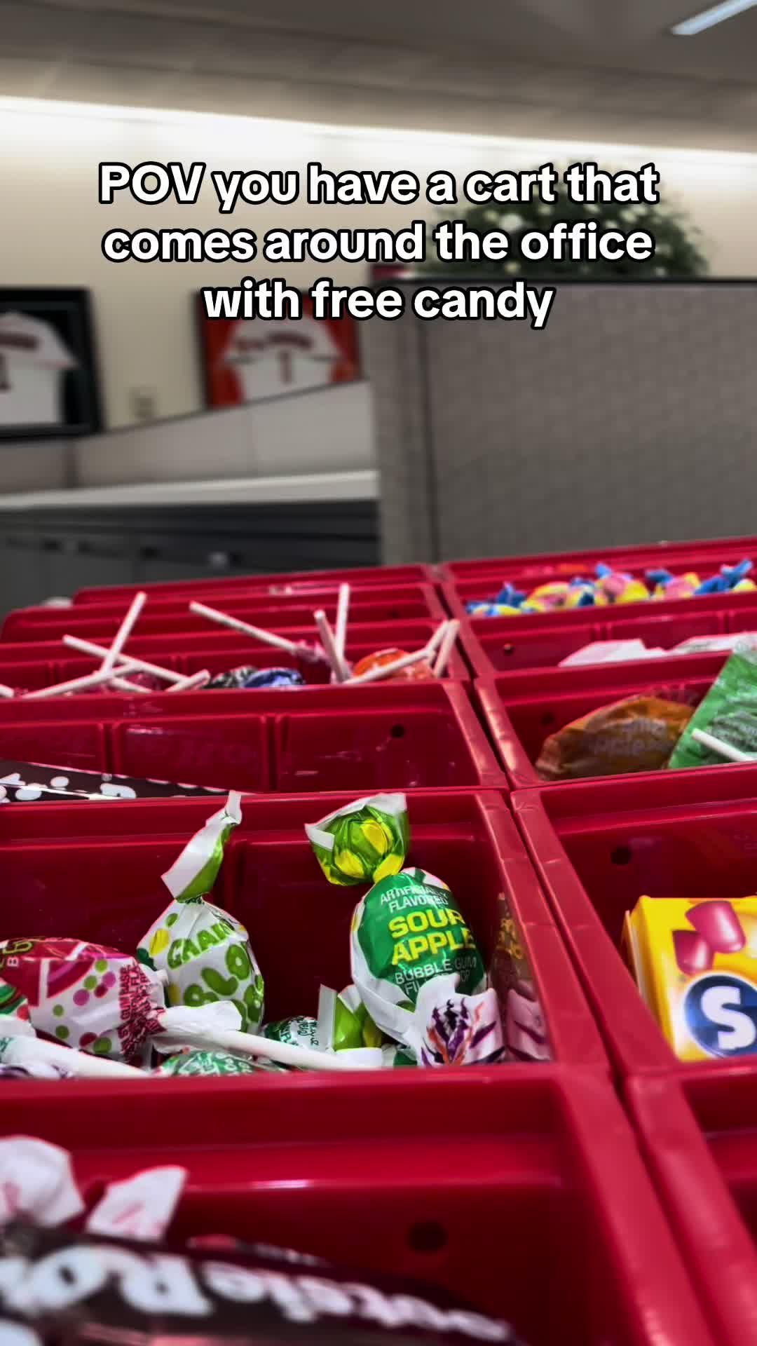 Video post by @tootsieroll on TikTok