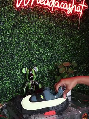 Video post by @wheadacashat_ on TikTok