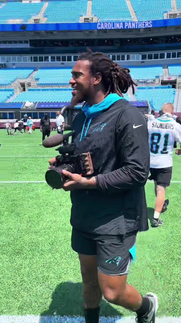 Video post by @alexmgrant on TikTok