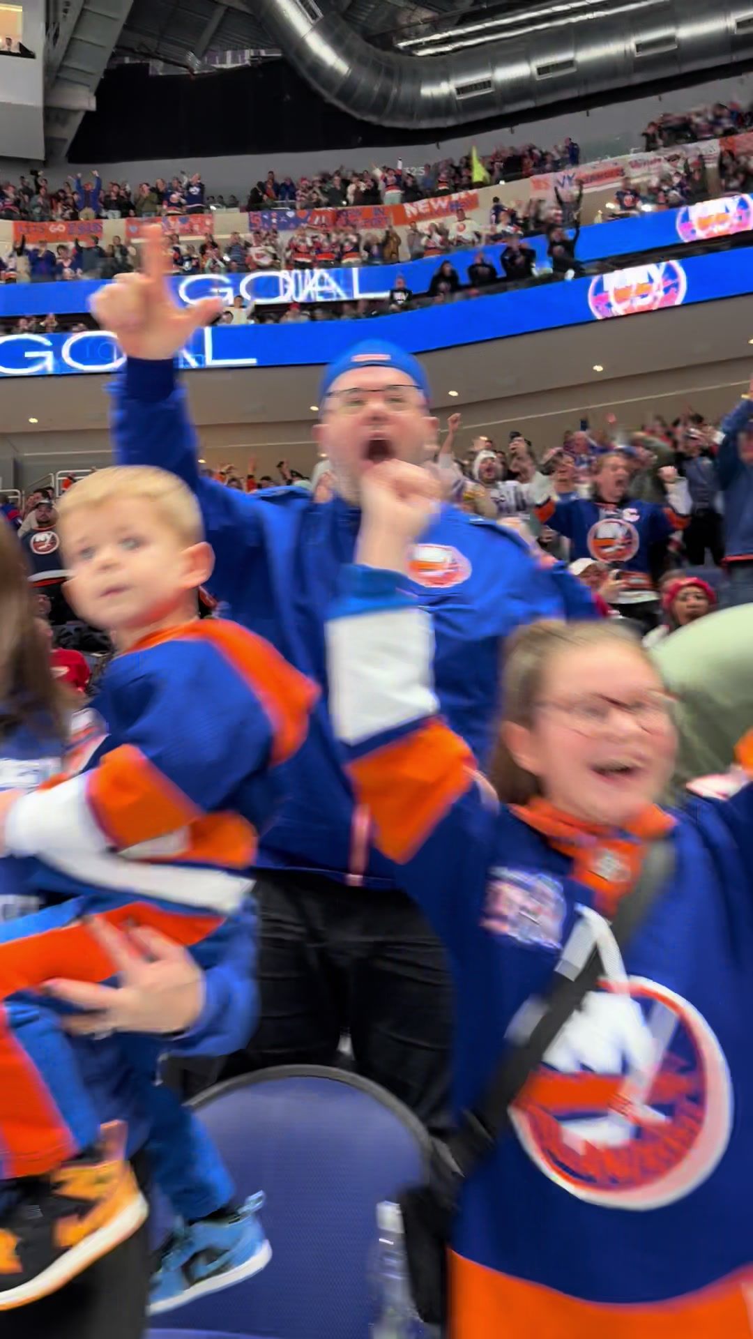 Video post by @nyislanders on TikTok