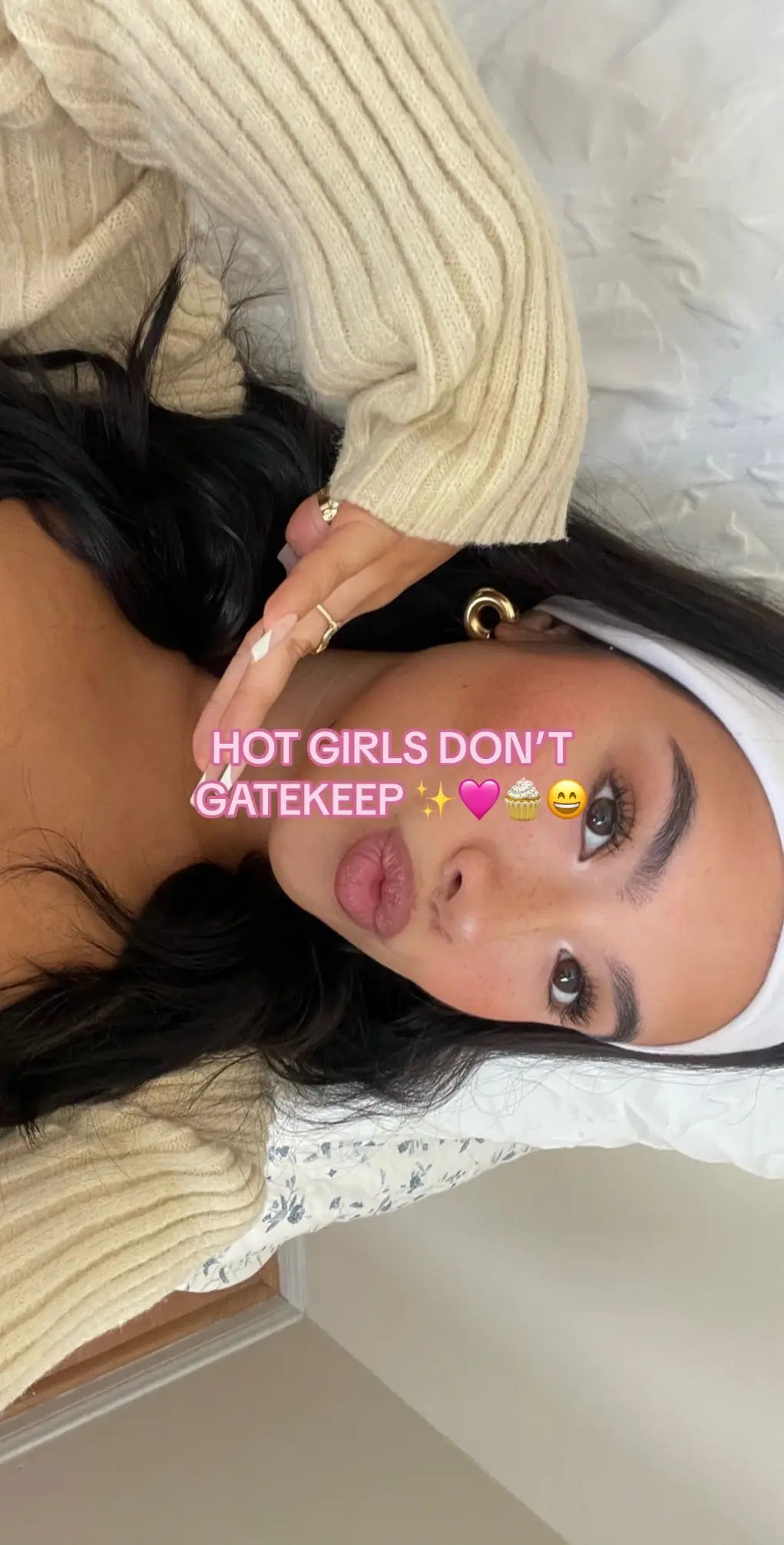 Video post by @virtualkayla on TikTok