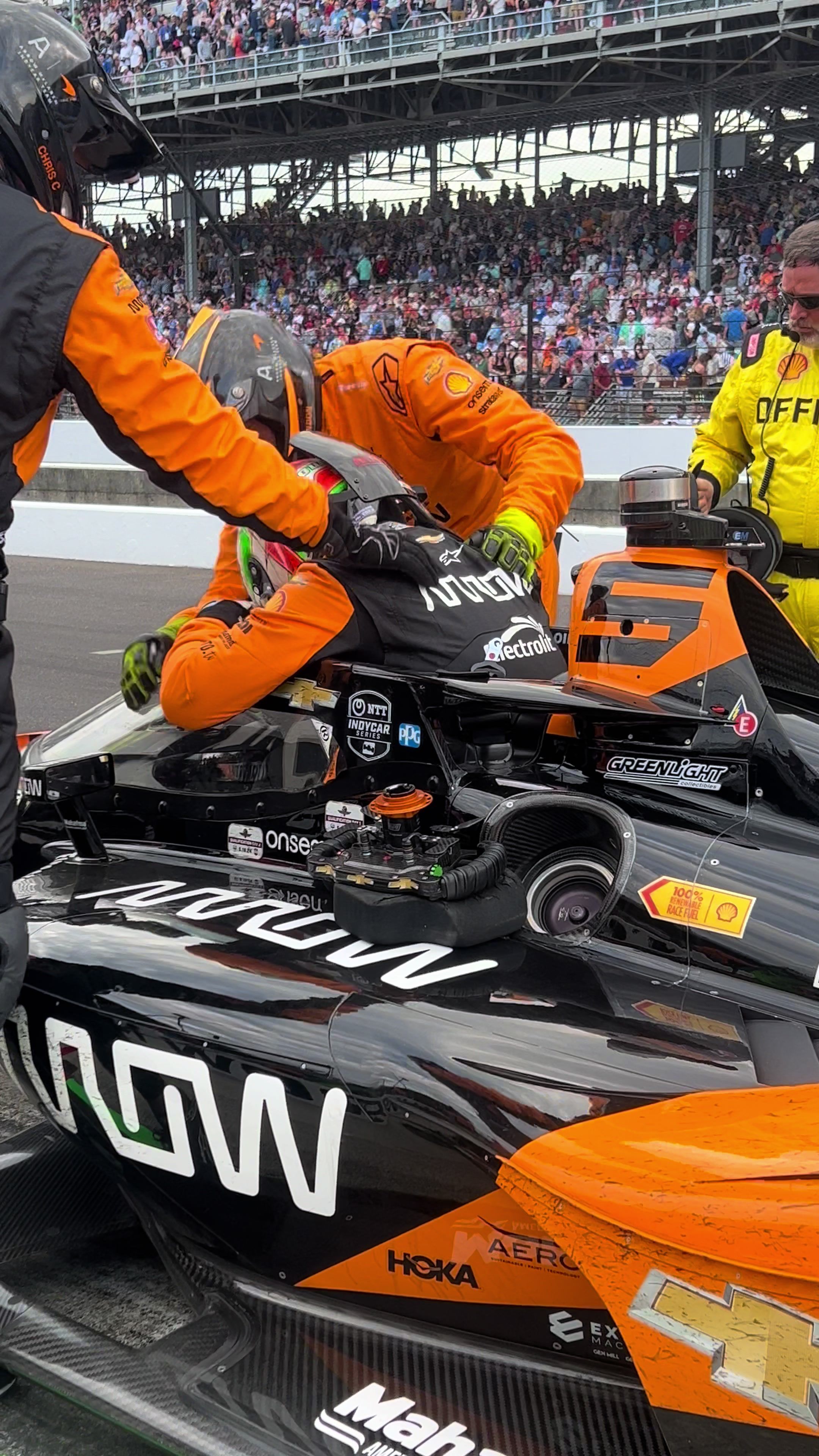 Video post by @arrowmclaren on TikTok