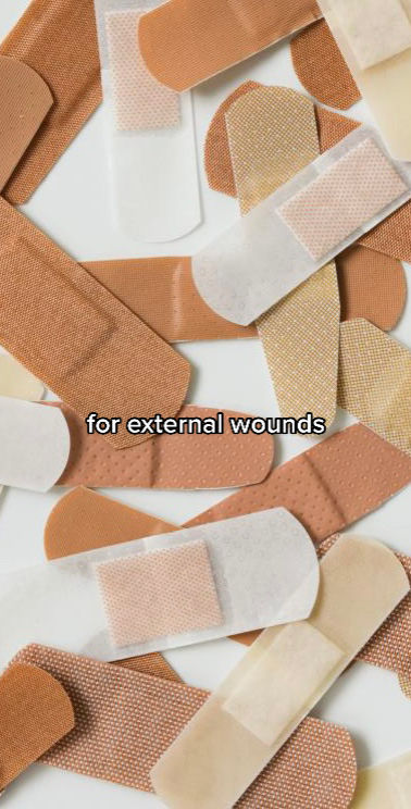 Video post by @commanders on TikTok