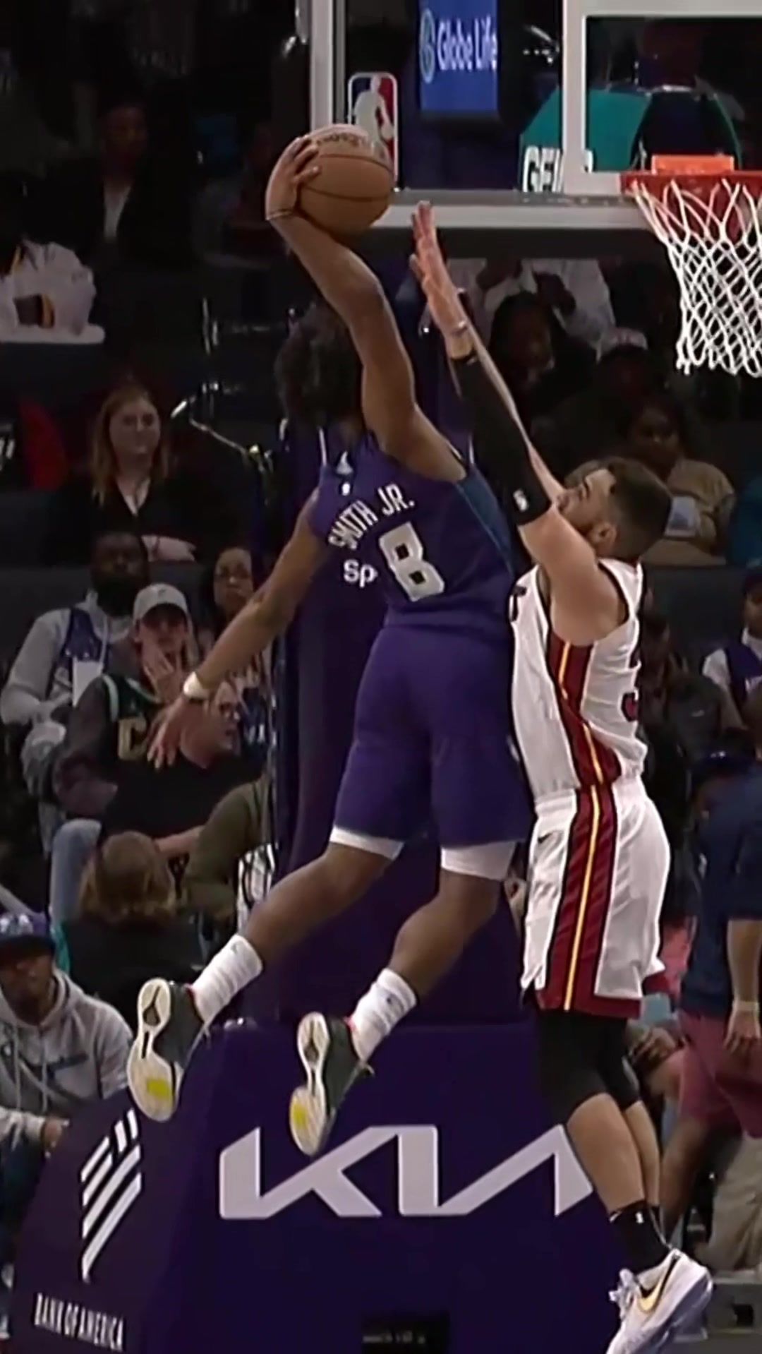 Video post by @hornets on TikTok