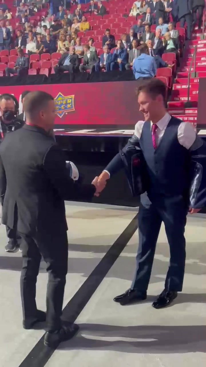 Video post by @nhljets on TikTok