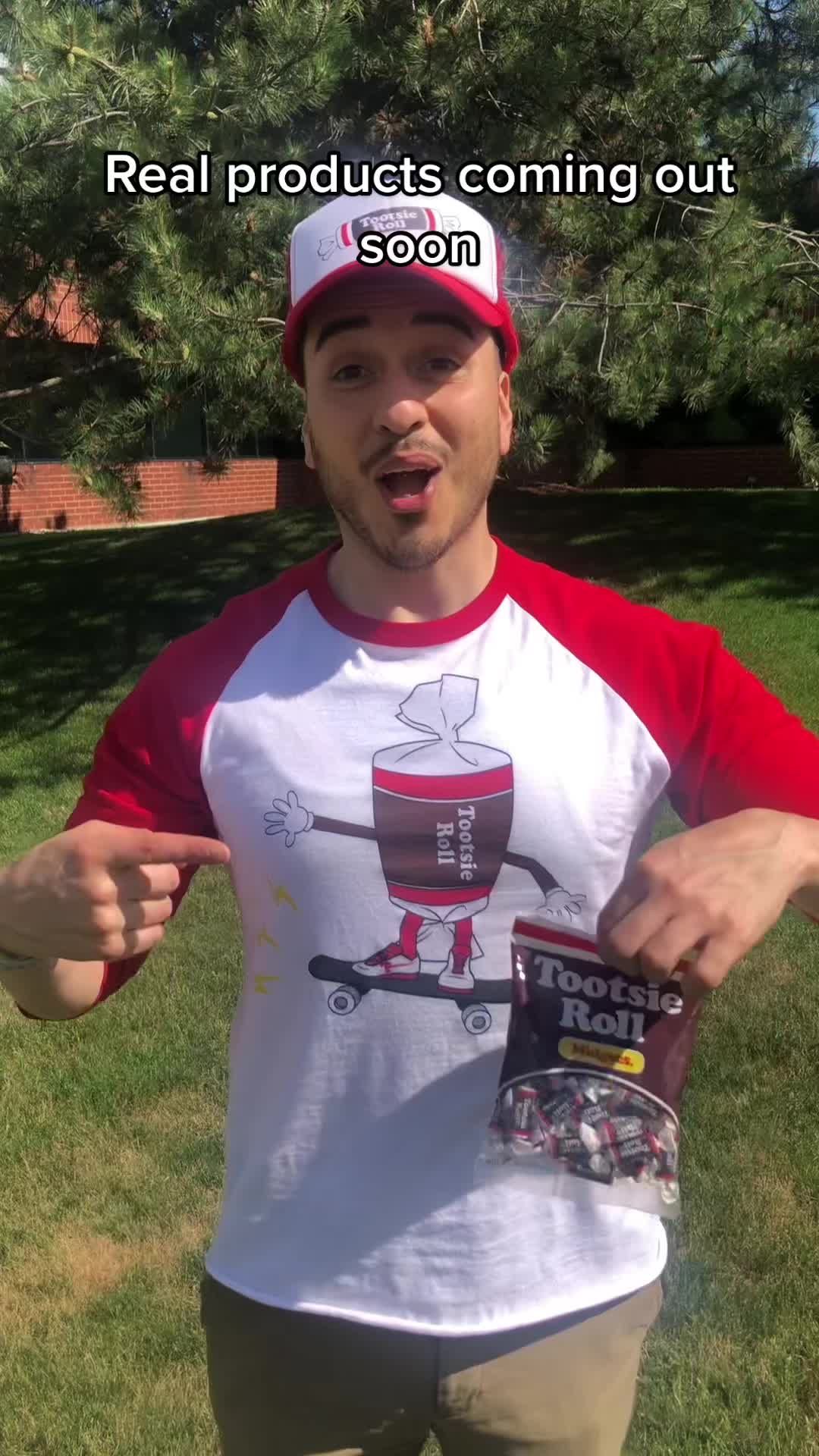 Video post by @tootsieroll on TikTok