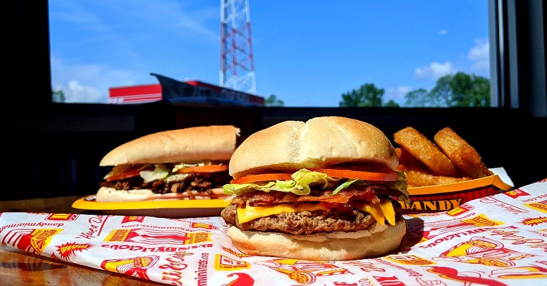 Image post by @dandyminimarts on Facebook