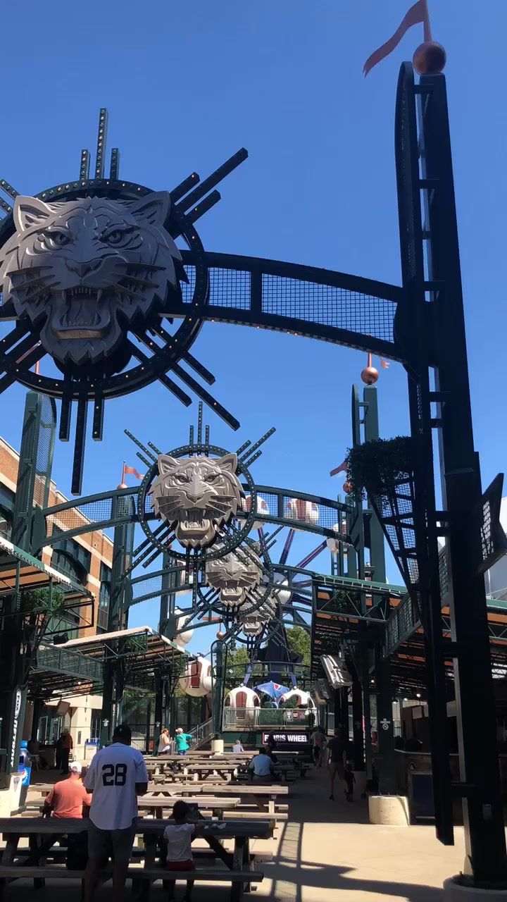 Video post by @johnparkerbach on TikTok