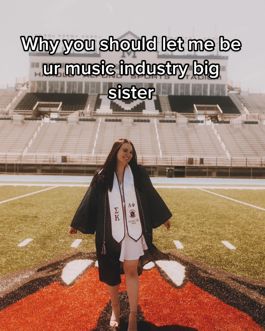 Video post by @hollymillenium on TikTok