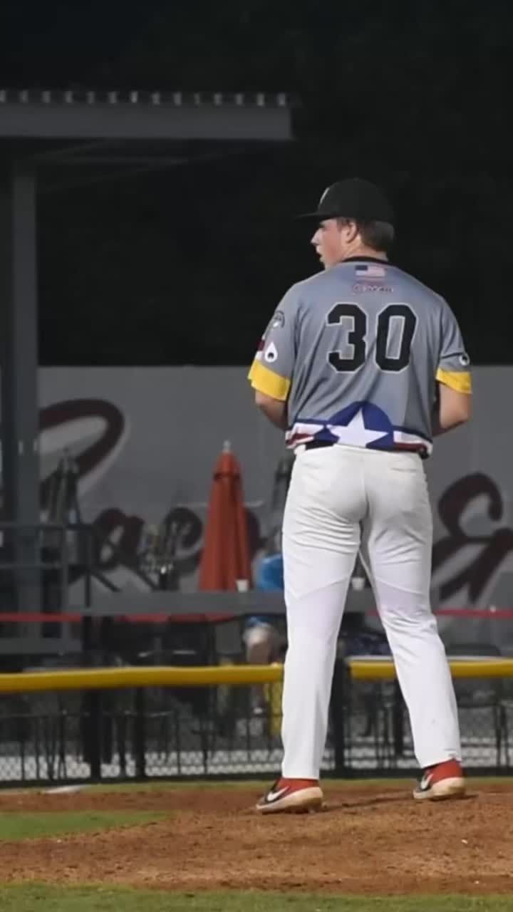 Video post by @gomaconbacon on TikTok