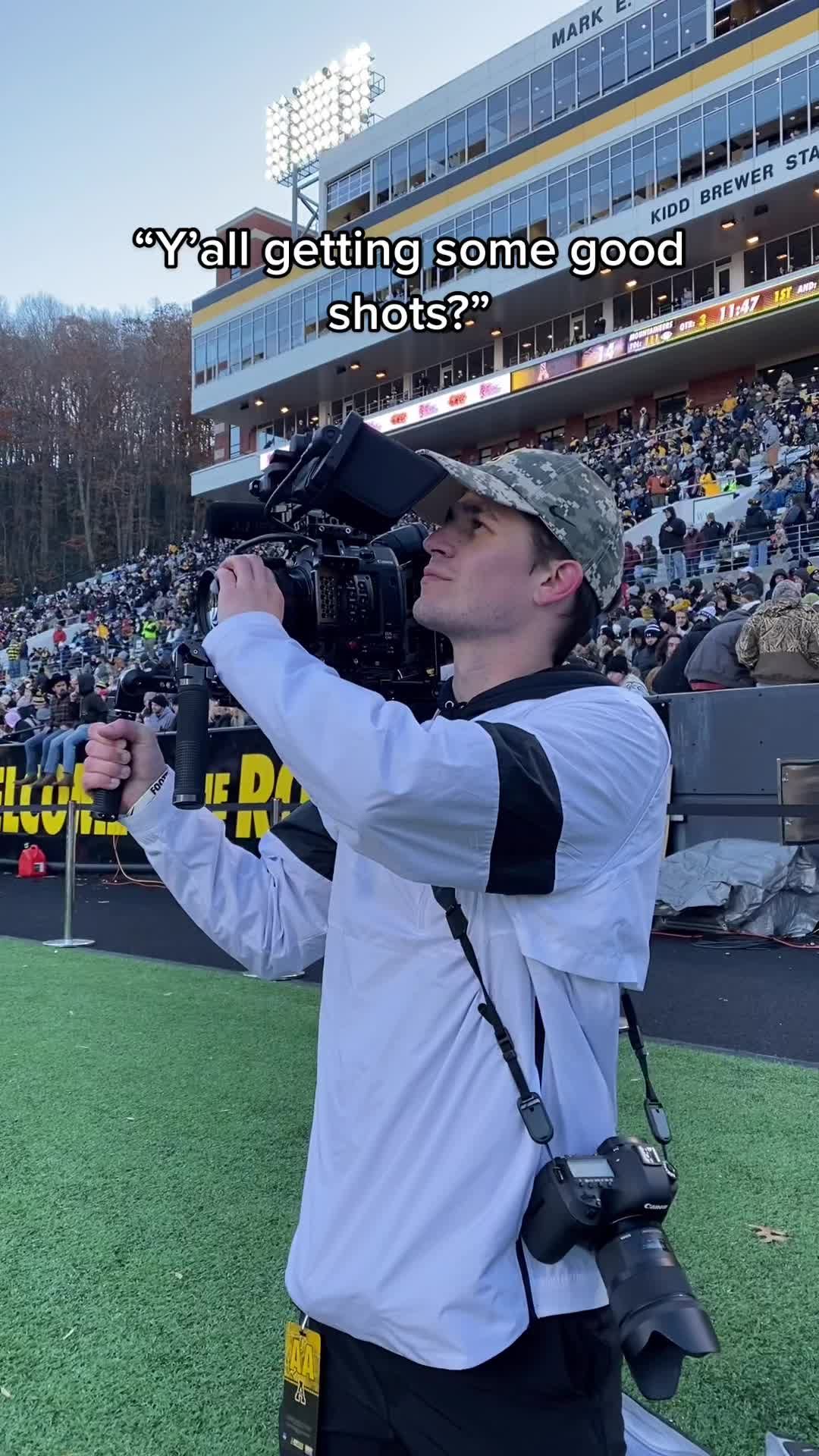 Video post by @maxrenfro on TikTok