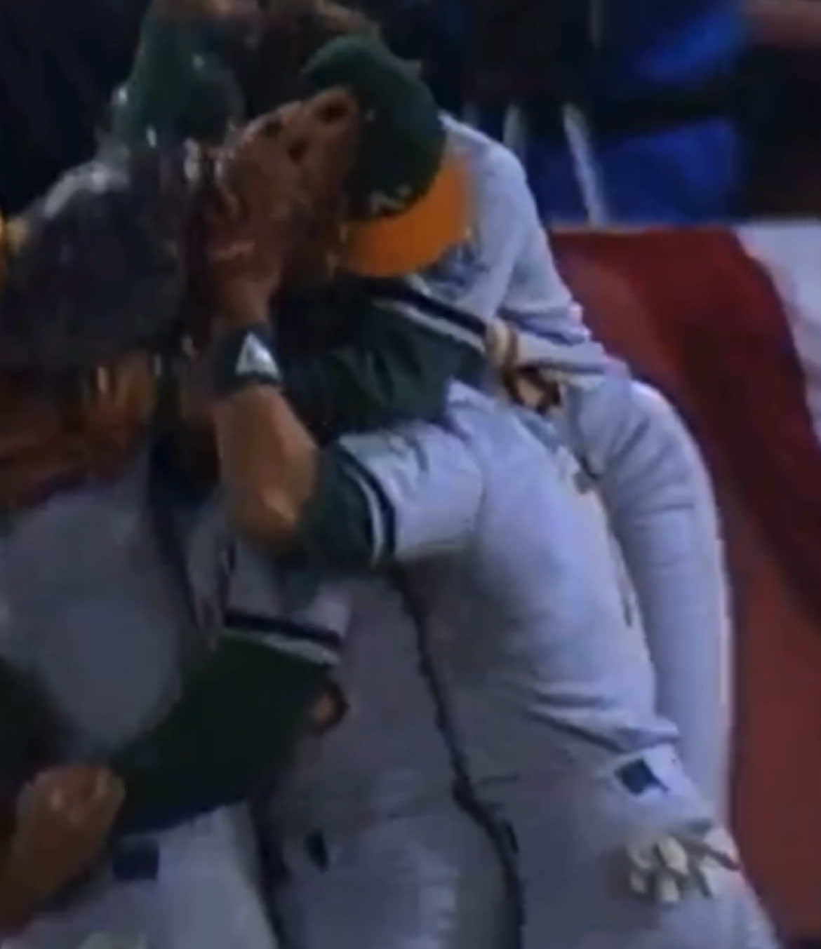 Video post by @goinghaam_ on TikTok