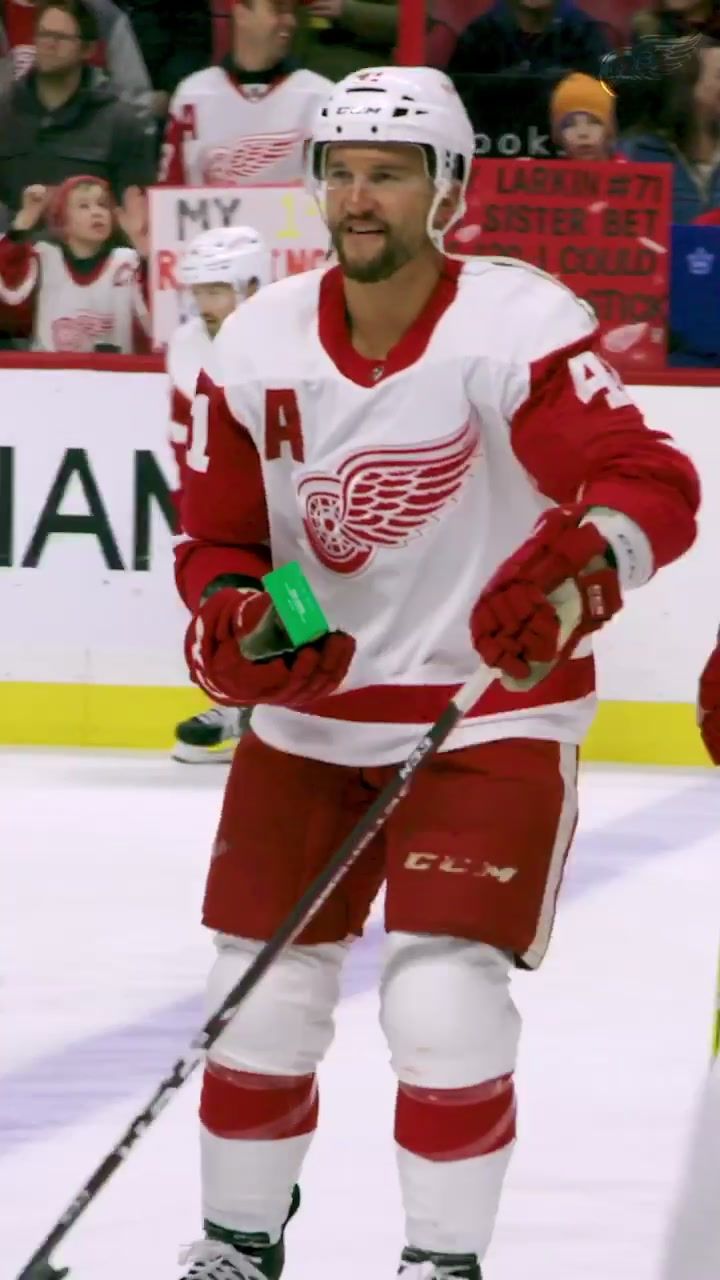 Video post by @detroitredwings on TikTok