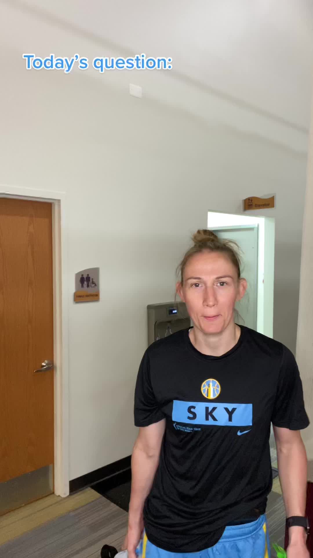 Video post by @chicagosky on TikTok