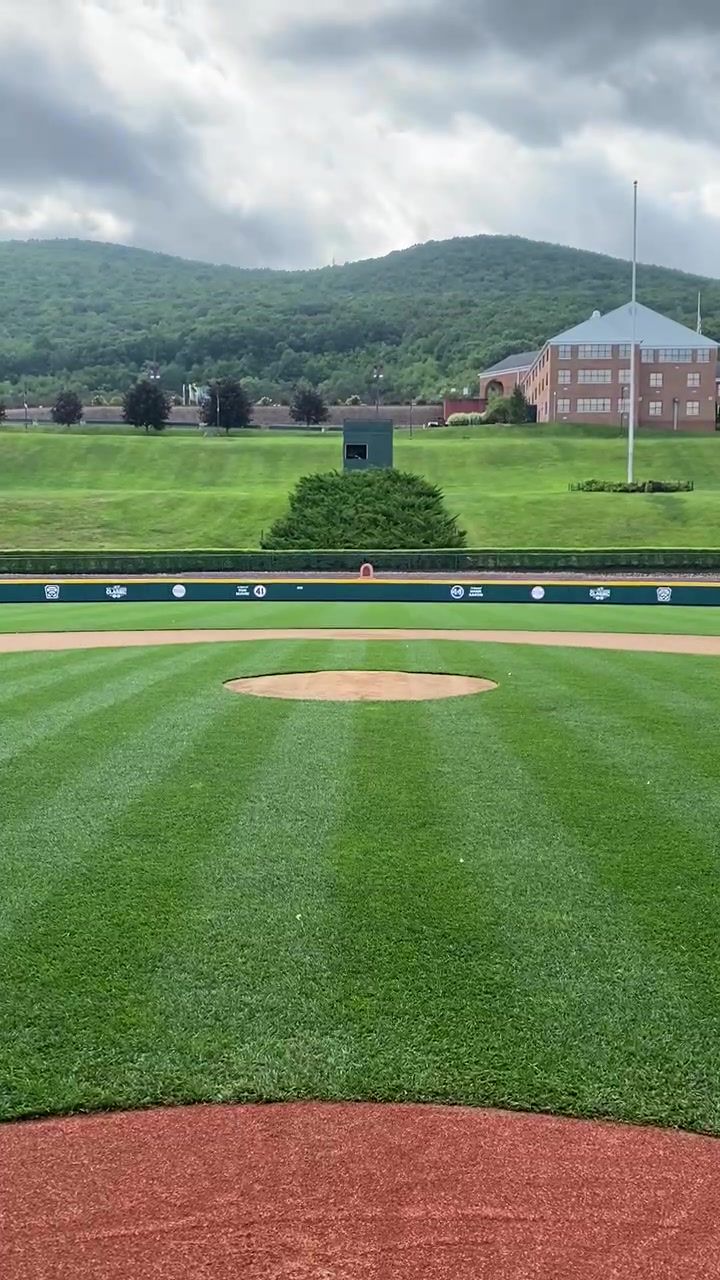 Video post by @eastondiamondsports on TikTok