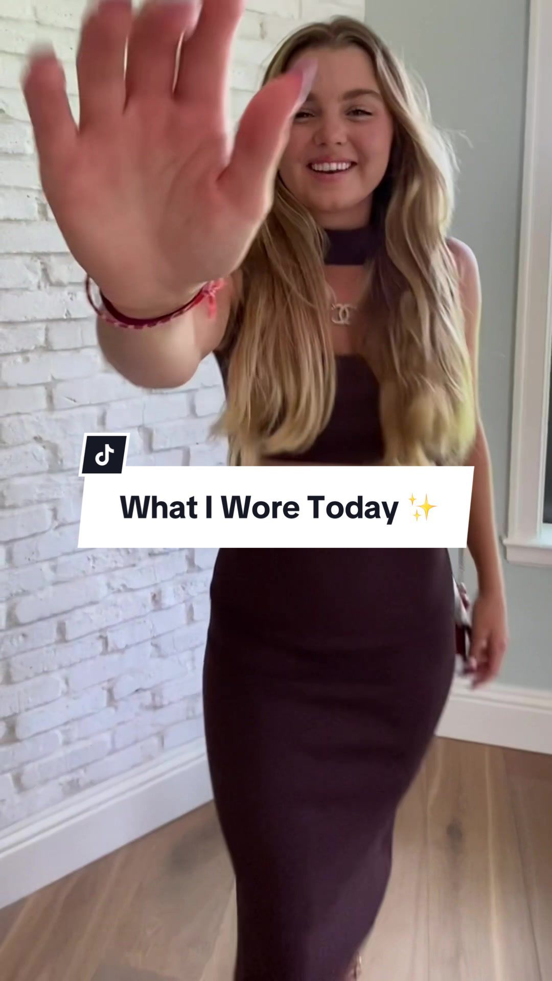Video post by @anna.leigh.waters on TikTok
