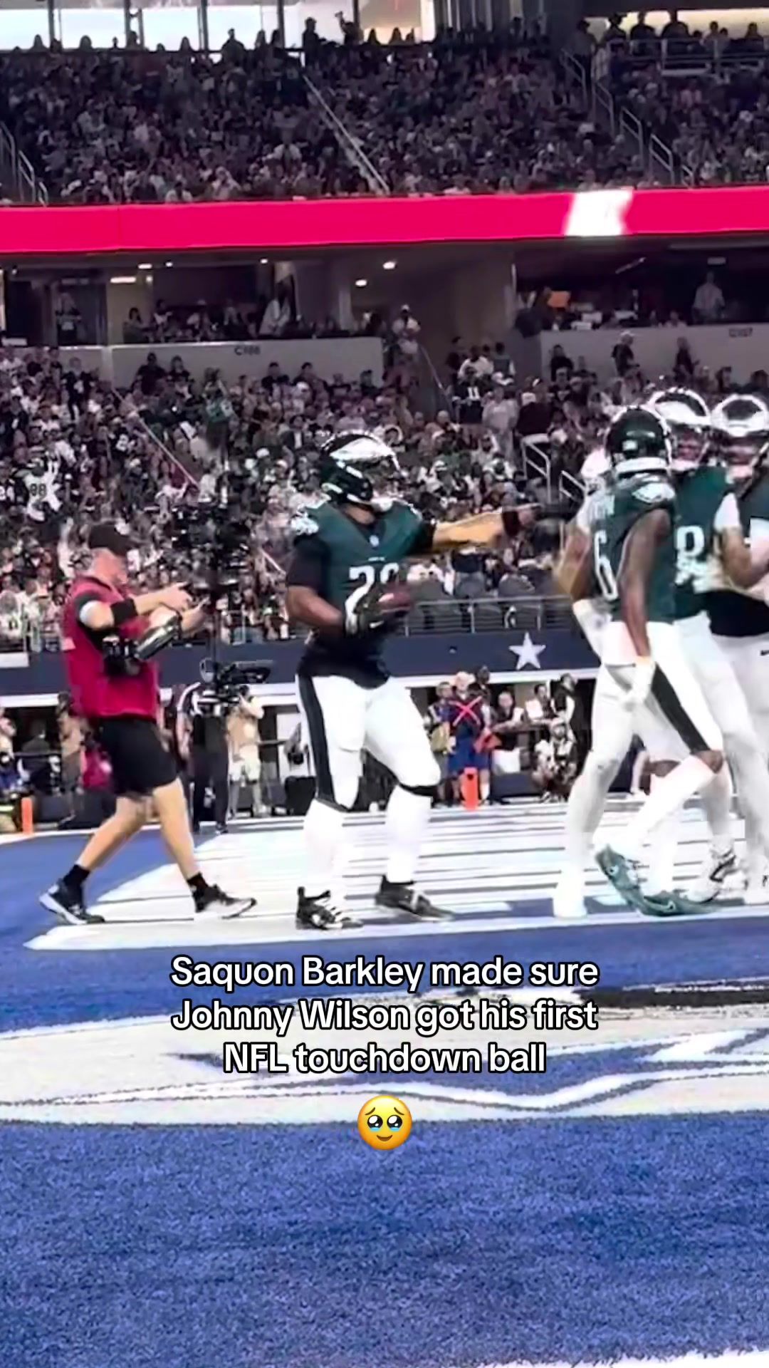 Video post by @philadelphiaeagles on TikTok