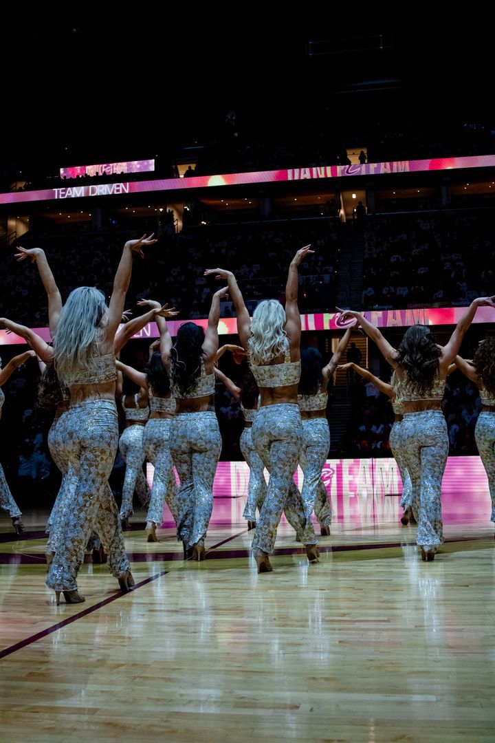 Image post by @CavsEntertainment on Facebook