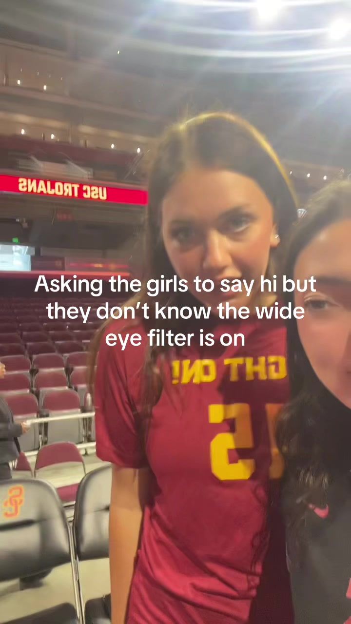 Video post by @uscwomensvolley on TikTok