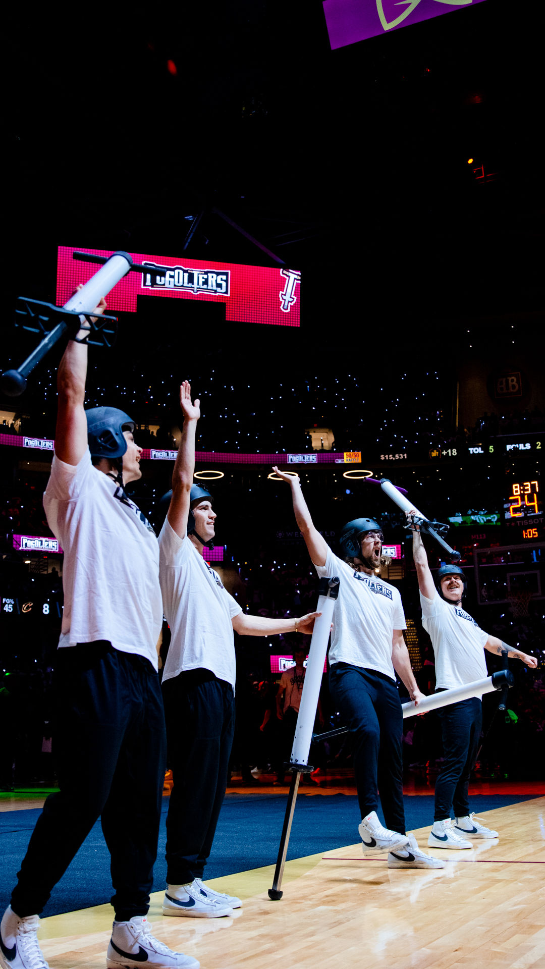 Image post by @CavsEntertainmentTeams on Facebook