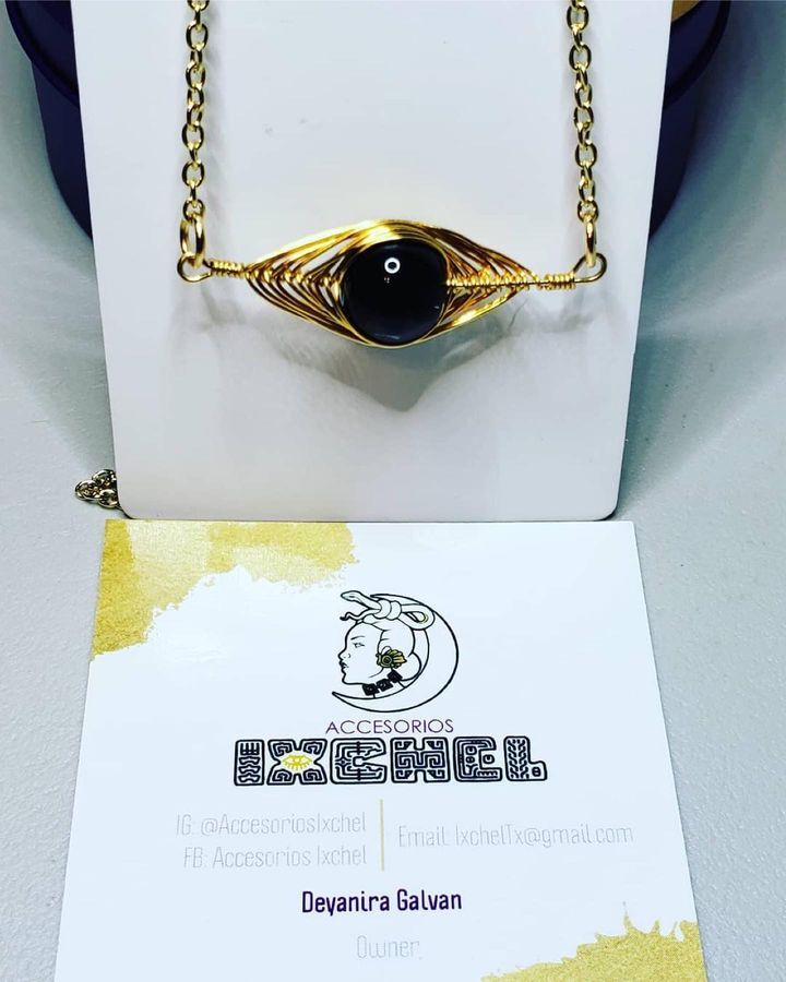 Image post by @letsvamonosnetwork on Facebook