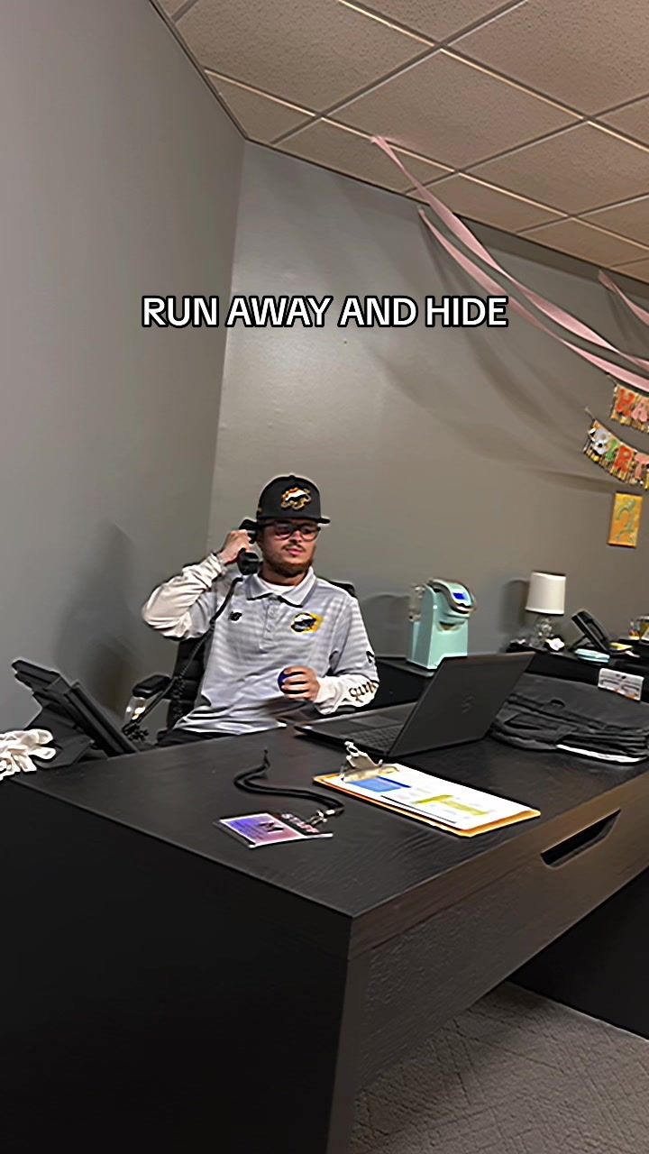 Video post by @gohoneyhunters on TikTok