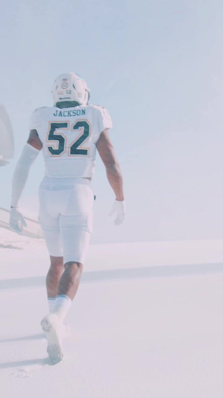 Video post by @maxrenfro on TikTok