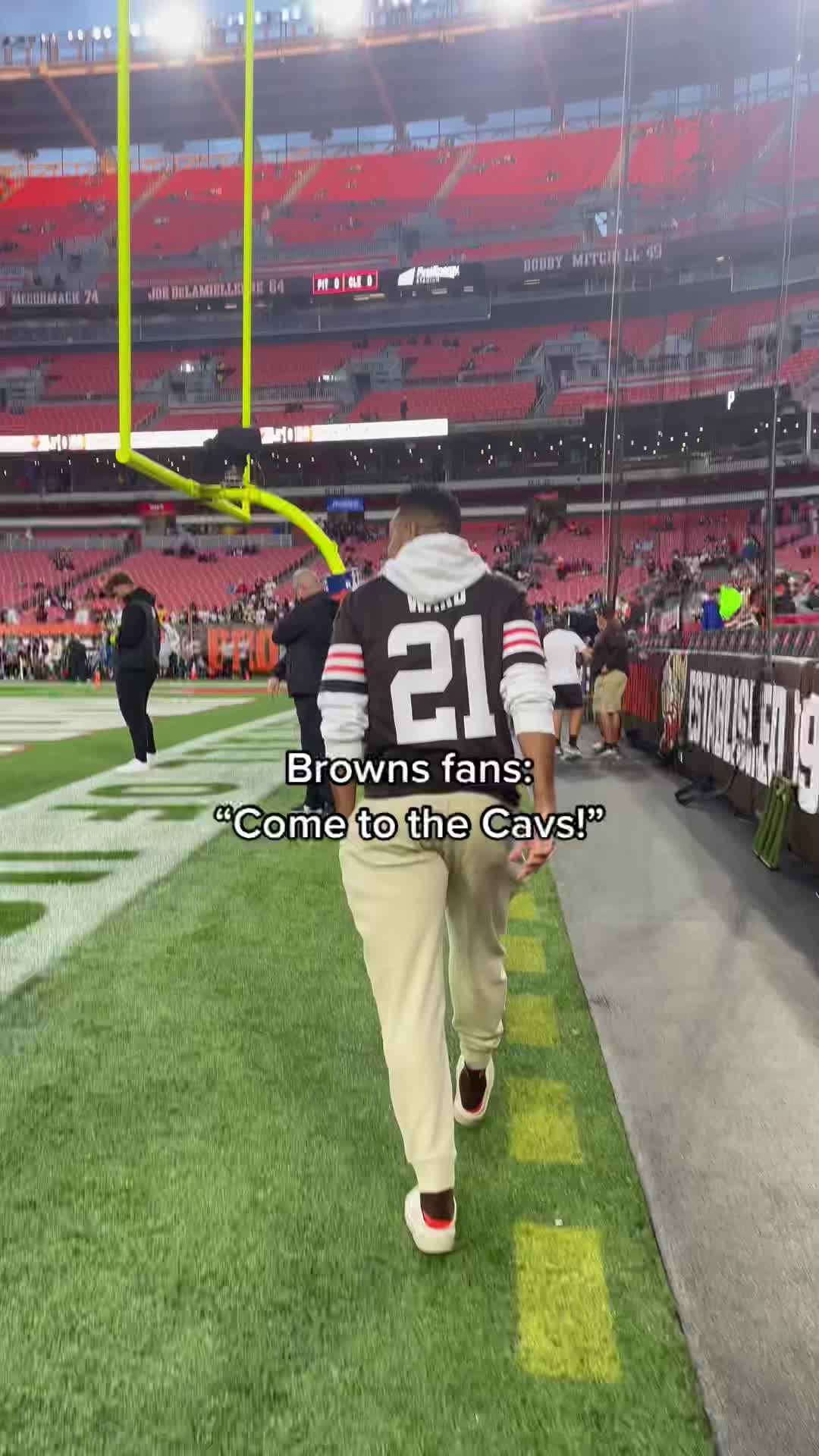 Video post by @lorenzosnapped on TikTok