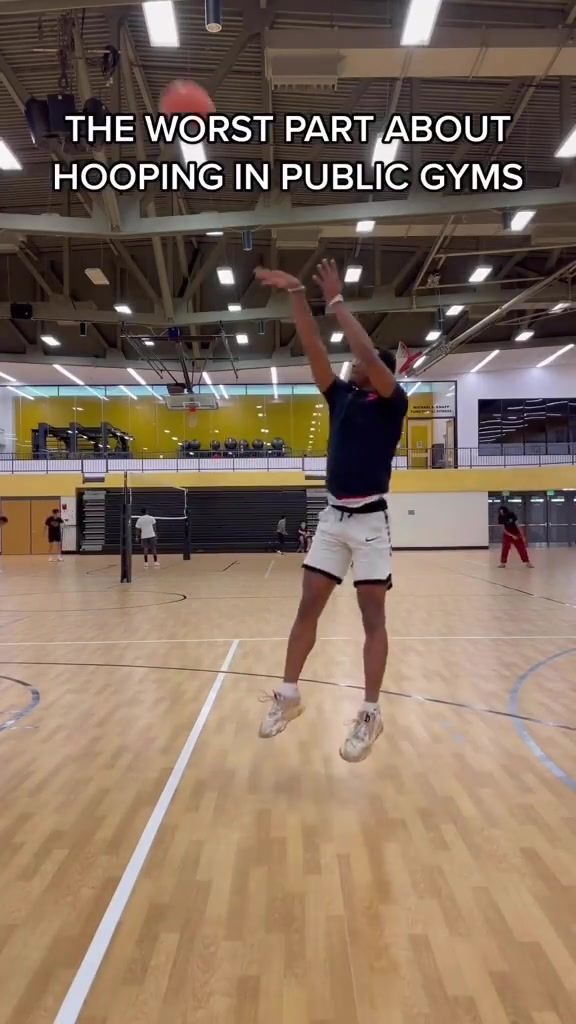 Video post by @playmakerhoops on TikTok