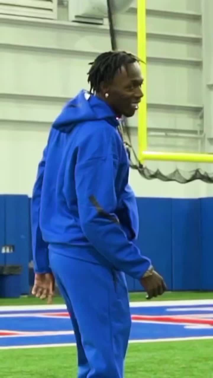 Video post by @cobeebryant2 on TikTok