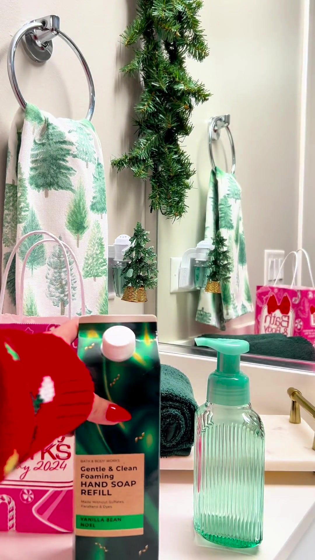 Video post by @bathandbodyworks on TikTok