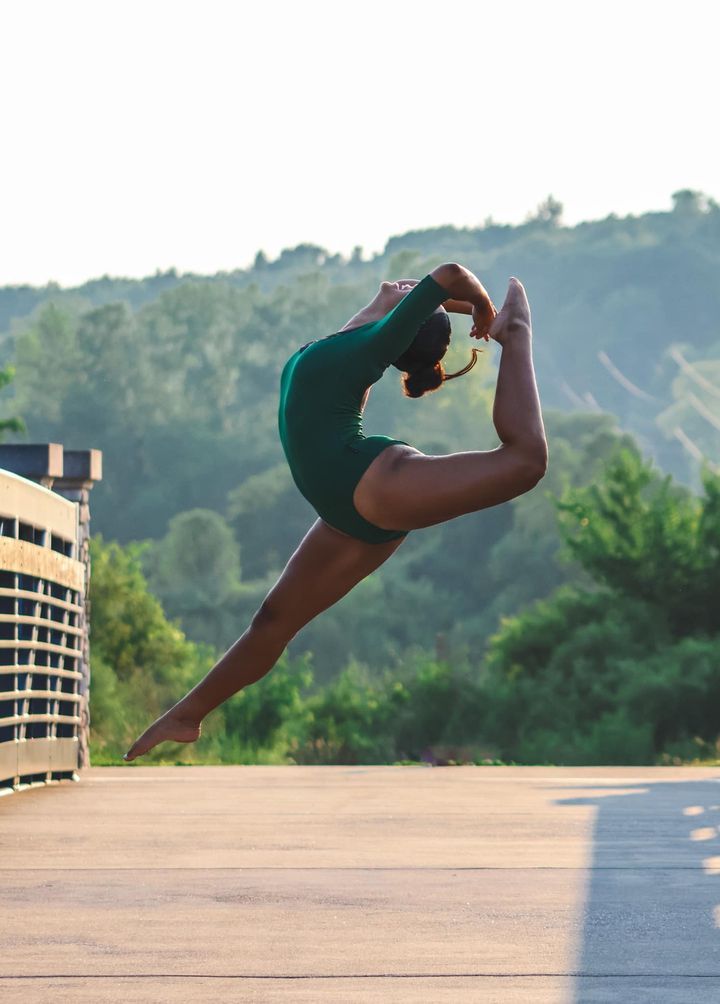 Image post by @gracemalecphotos on Facebook