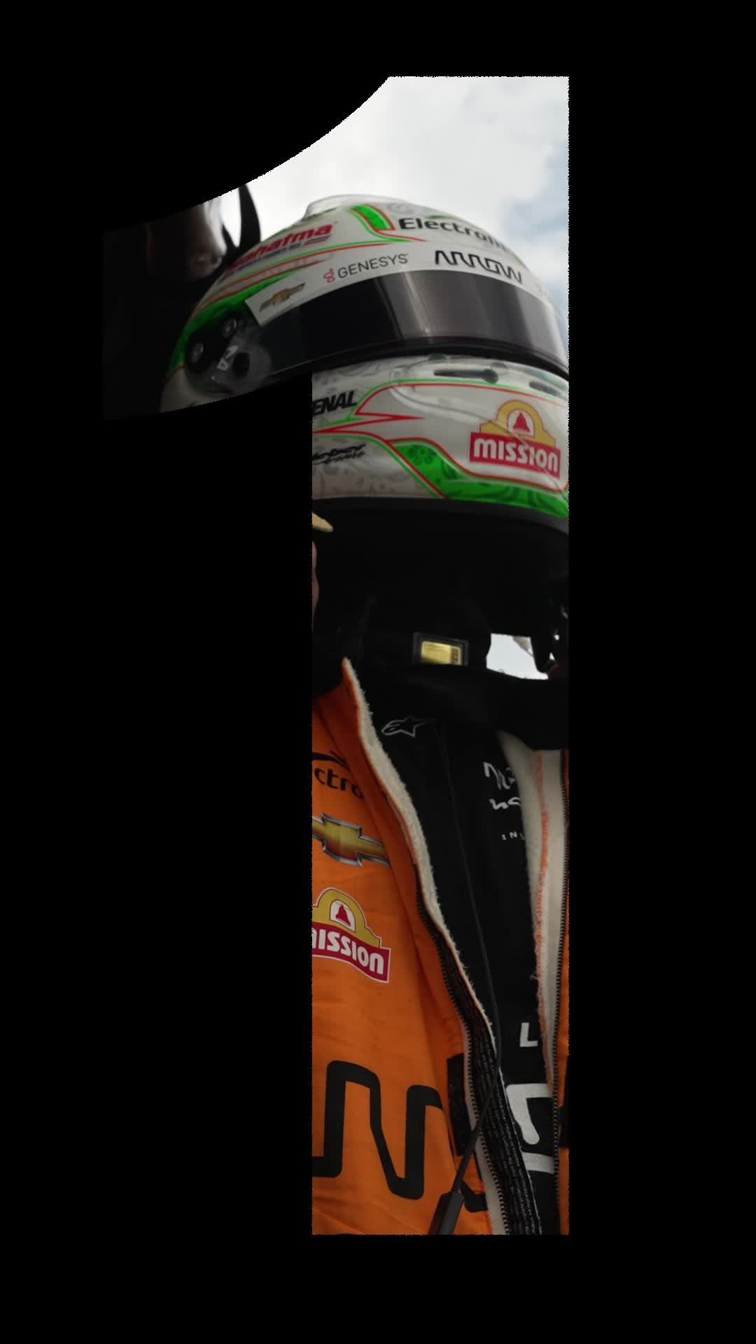 Video post by @arrowmclaren on TikTok