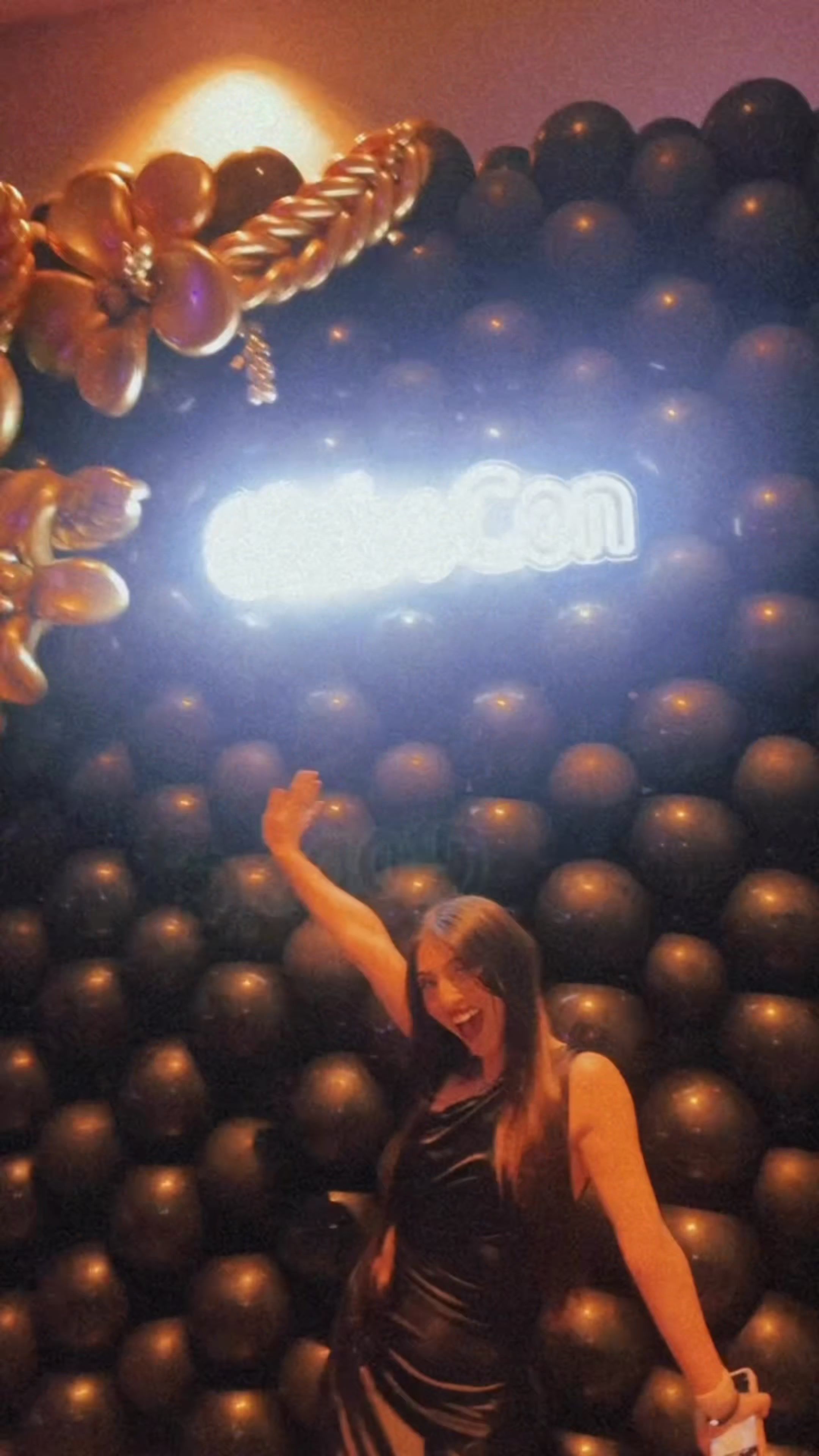 Video post by @lebouquetballoons on TikTok