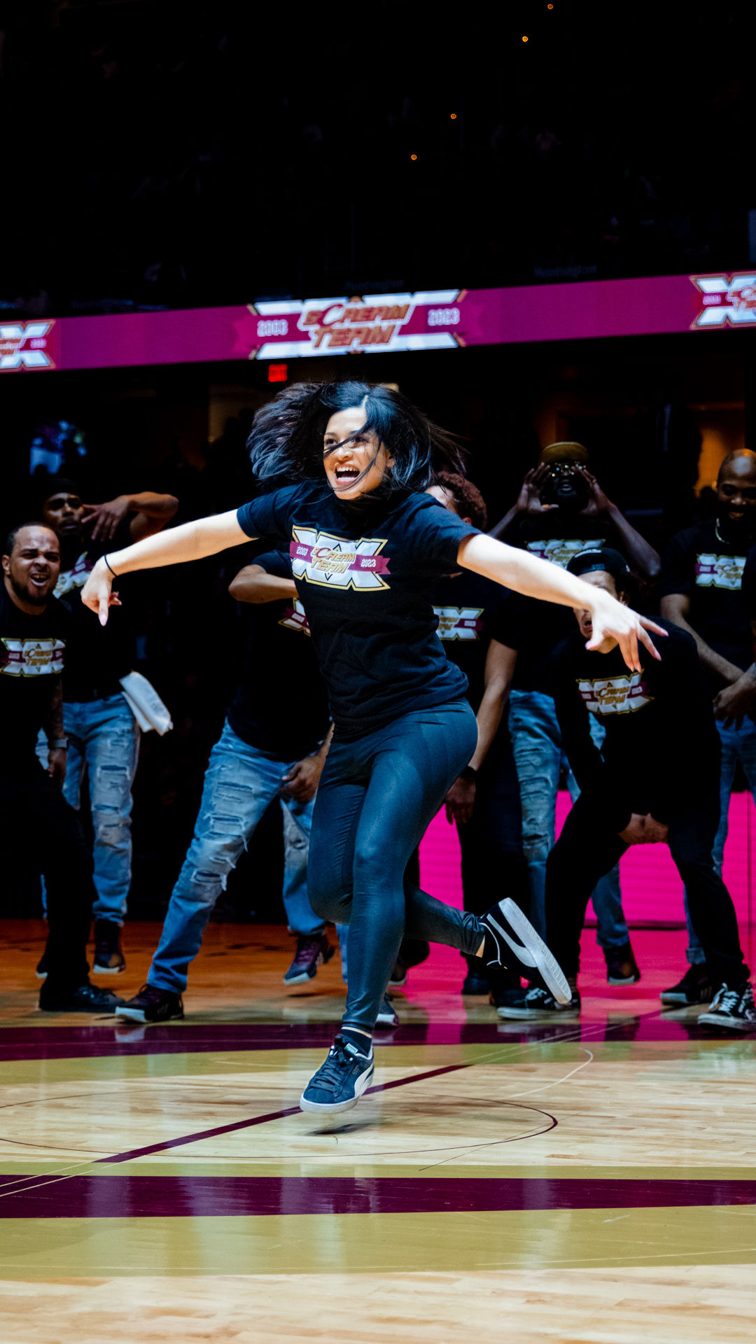 Image post by @CavsScreamTeam on Facebook