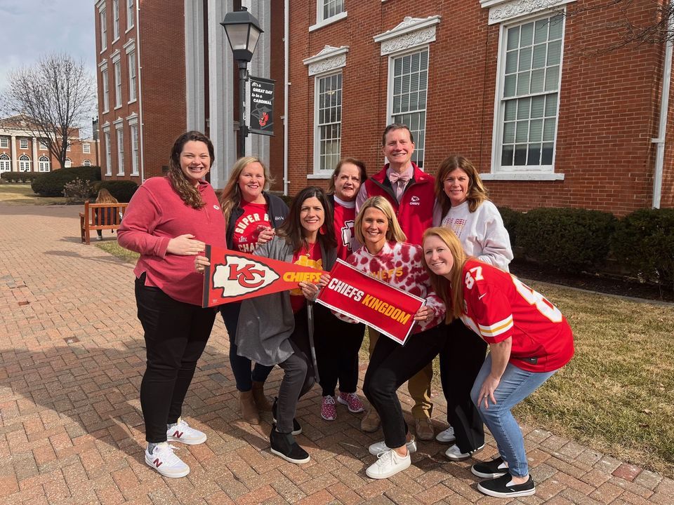 Image post by @jewellalumni on Facebook