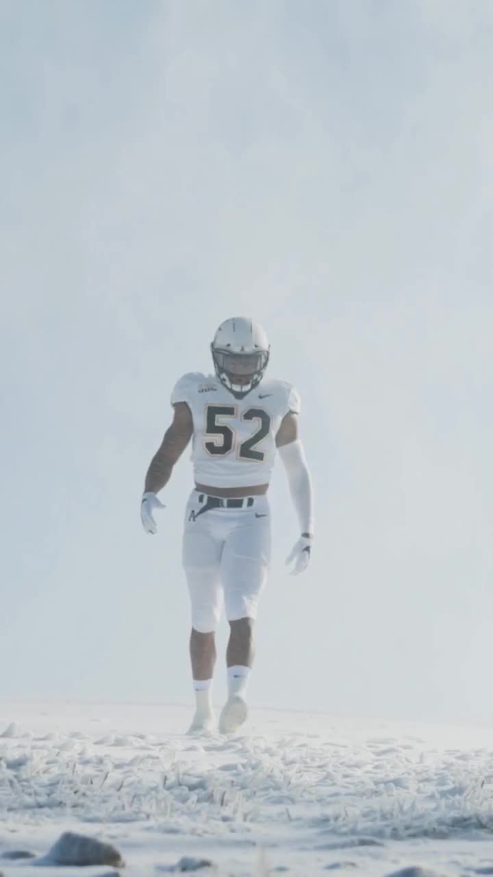 Video post by @maxrenfro on TikTok