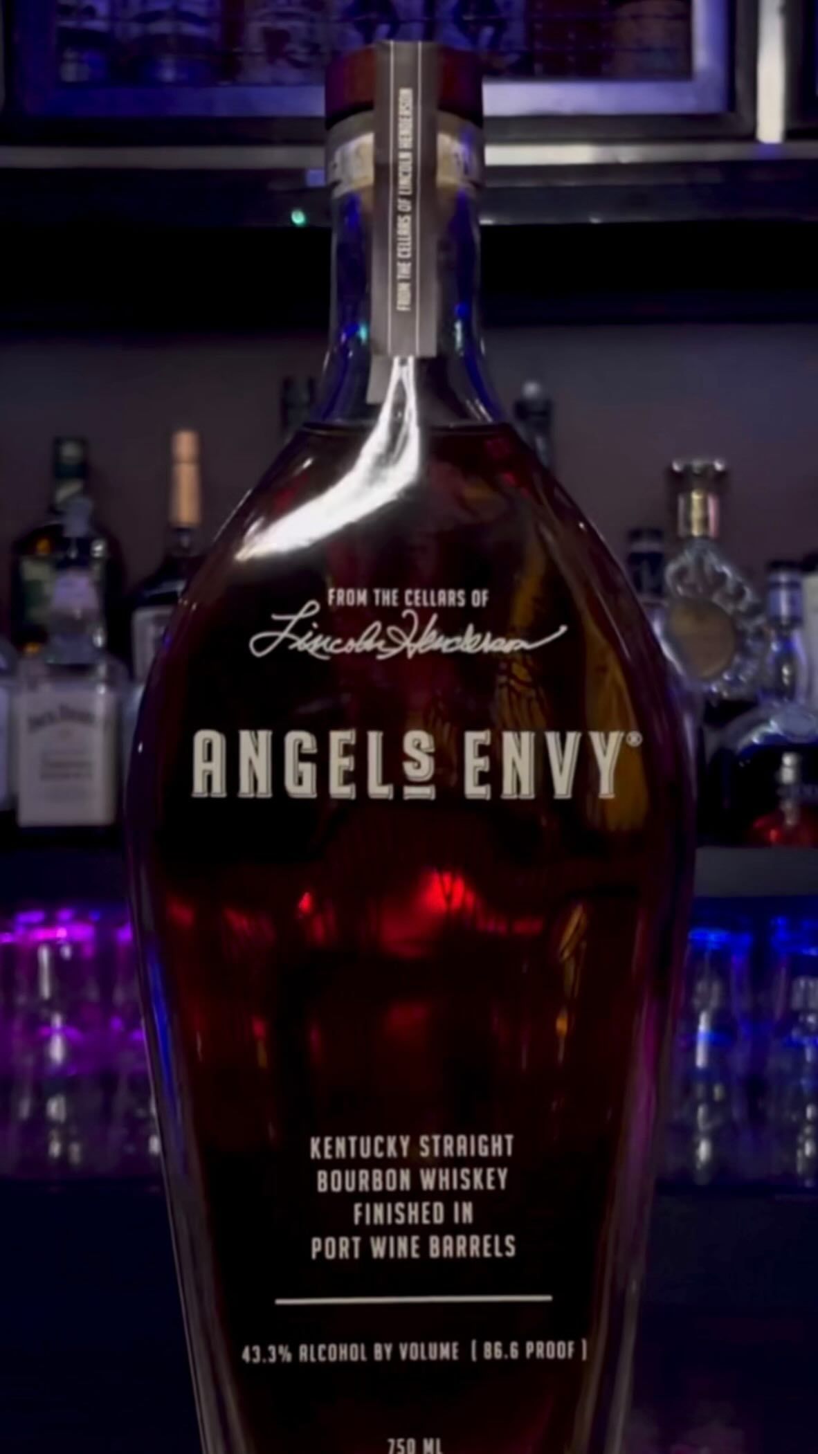 Video post by @CocktailCultureCo on Facebook