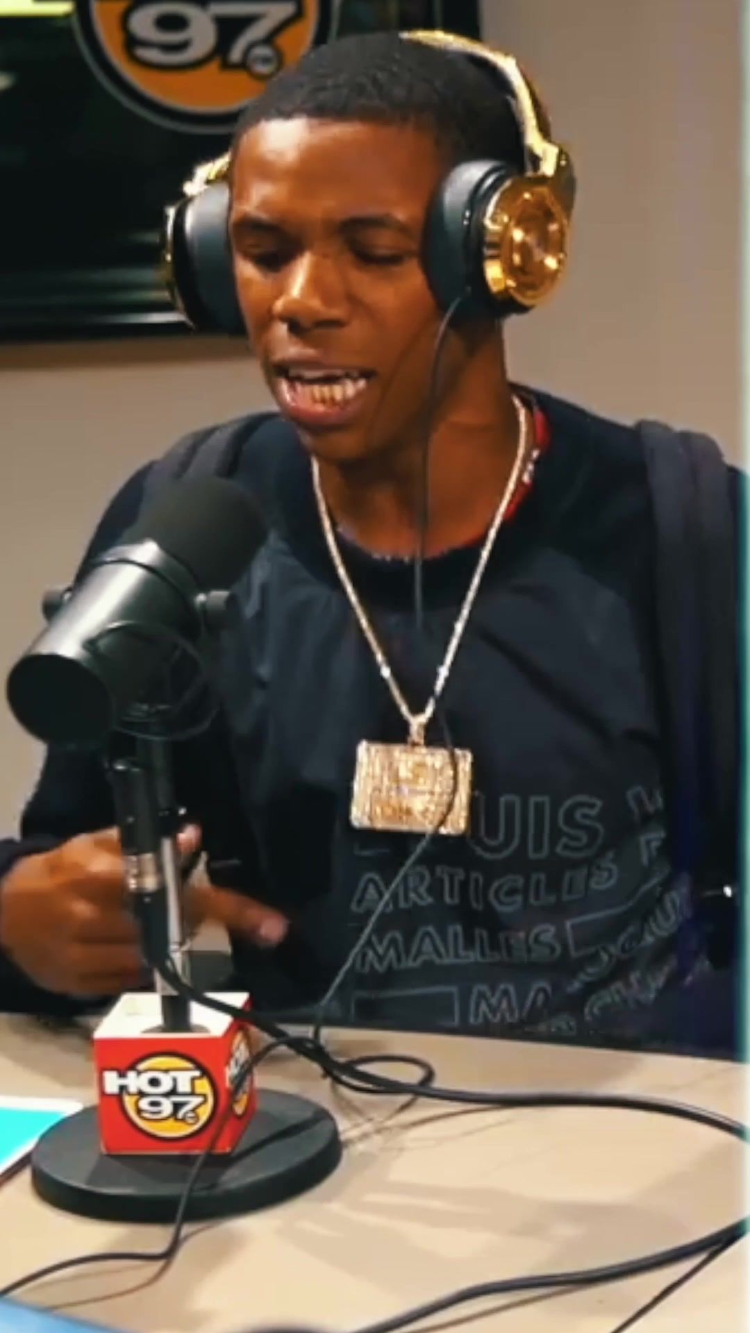 Video post by @artisthbtl on TikTok