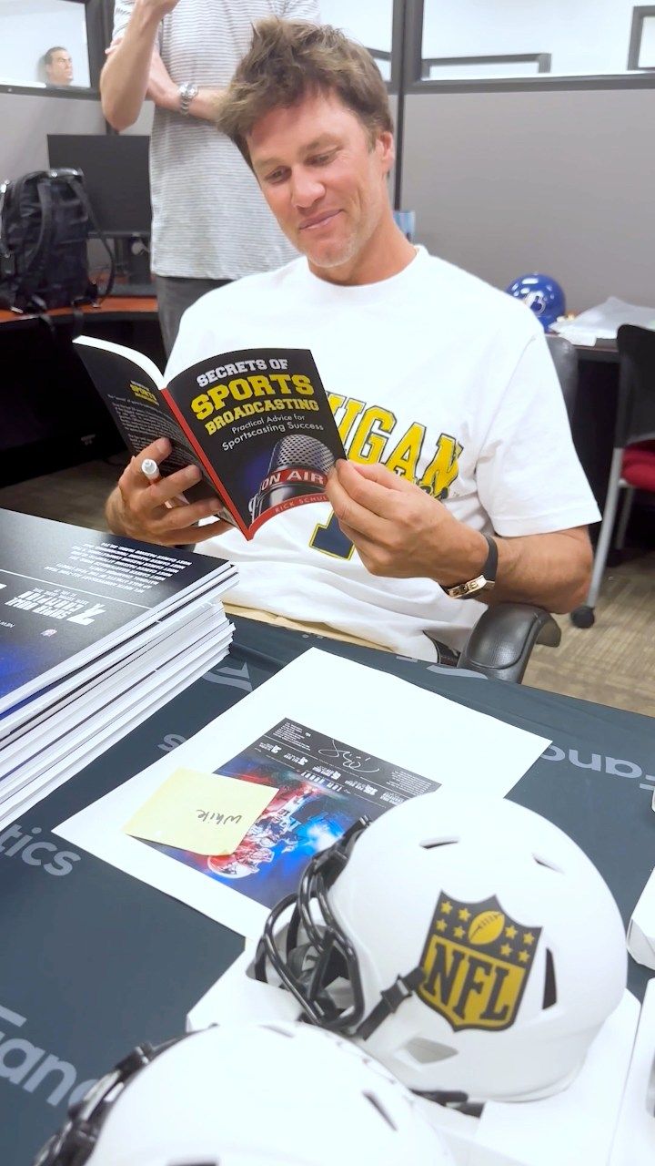 Video post by @Fanatics on Facebook