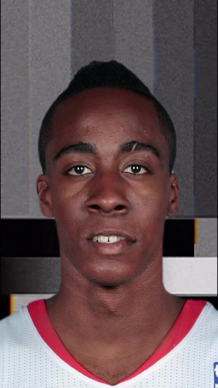 Video post by @zellertheyeller on TikTok