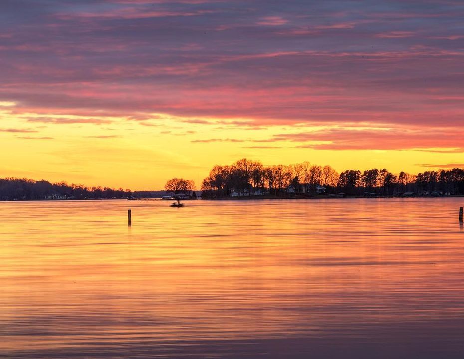 Image post by @JustinPotterPhotography on Facebook