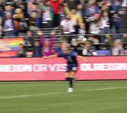 Fishlock &amp; Pinoe was so hyped after the @oliviavdj goal 😃 https://t.co/xItk476L3L https://t.co/IkXLj60HGM