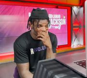 He thought he was meeting with the media, but we had other plans...

The moment @Lj_era8 found out that his number is being retired.

#GoCards x #L1C4 https://t.co/LIw8XjWxGn