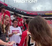 Whats your favorite game day tradition? ⬇️ #godawgs #collegefootball #qotd #georgia #college #studentsection #seccollegefootball #boom 