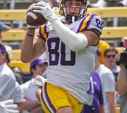 Where's Jack Bech? Wilson and Leah discuss his lack of involvement in a crowded WR unit since converting from tight end.⁠
⁠
Catch LSU Sports Update Wednesdays at 2pm on The Advocate's YouTube, Facebook, and Twitter!